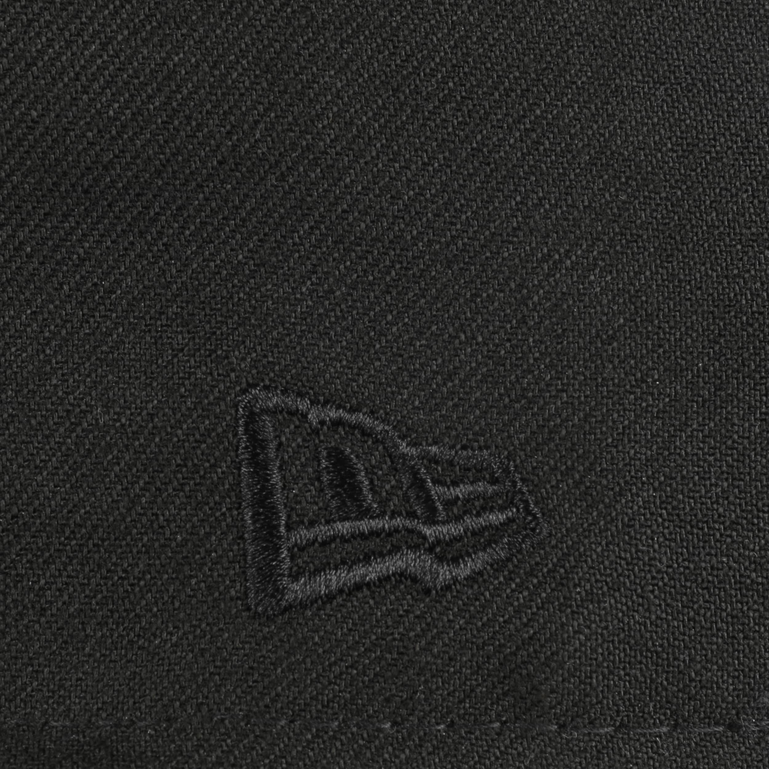 59Fifty Black on Black Yankees Cap