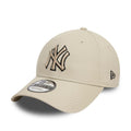 New York Yankees Team Outline Cream 9FORTY Adjustable Cap