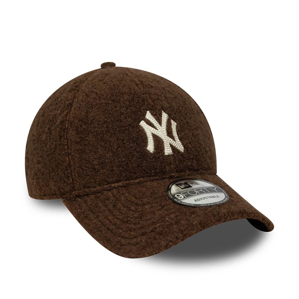 New York Yankees MLB Winter Borg Brown 9FORTY Adjustable Cap
