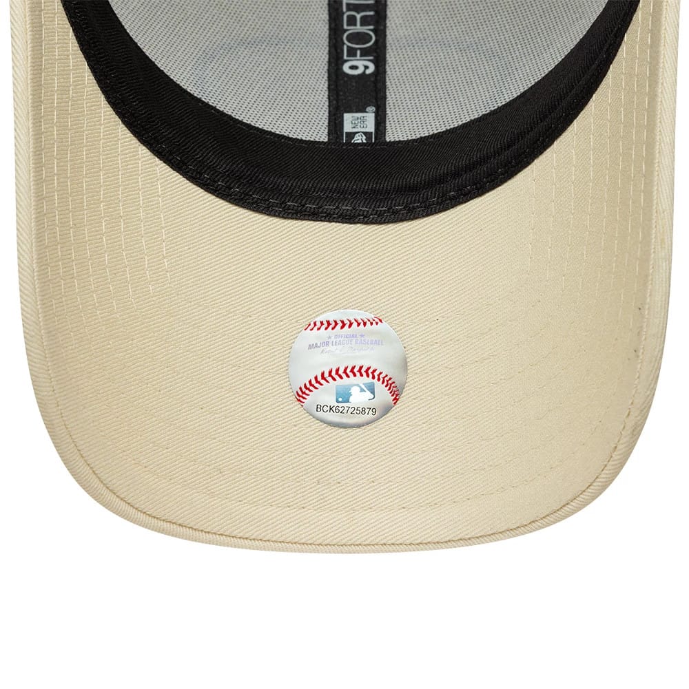 LA Dodgers MLB Patch Cream 9FORTY Adjustable Cap