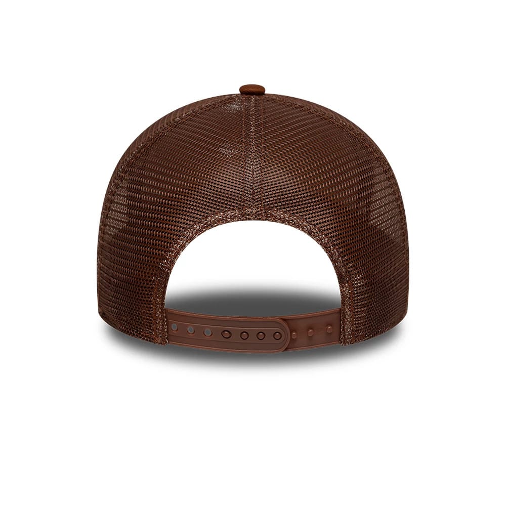 New York Yankees MLB Outline Brown 9FORTY E-Frame Trucker Adjustable Cap
