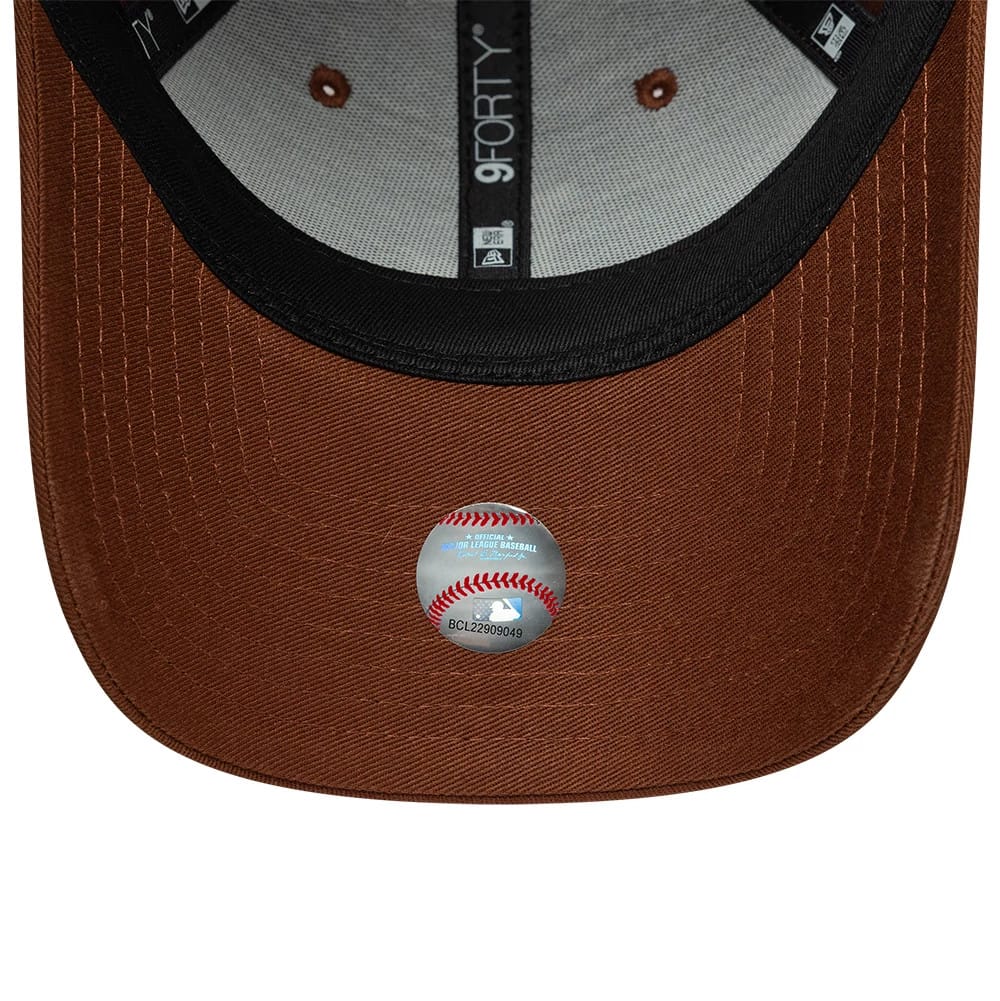 LA Dodgers Womens MLB League Essential Brown 9FORTY Adjustable Cap