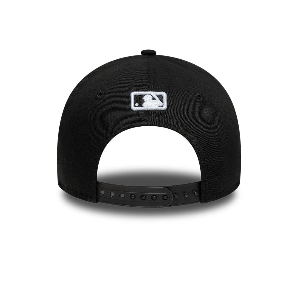 Youth New York Yankees MLB Black 9FORTY M-Crown Adjustable Cap