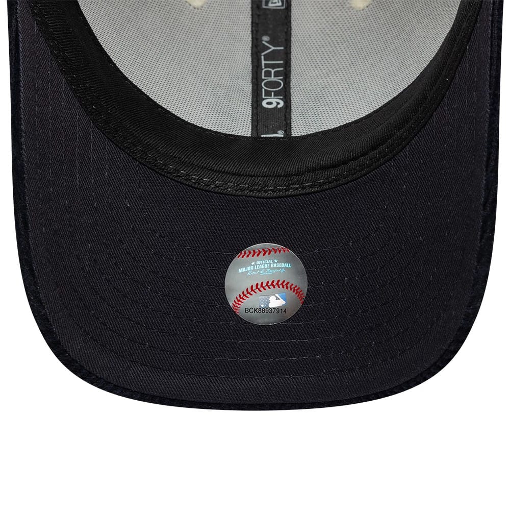 New York Yankees MLB Cord White & Black 9FORTY M-Crown Adjustable Cap