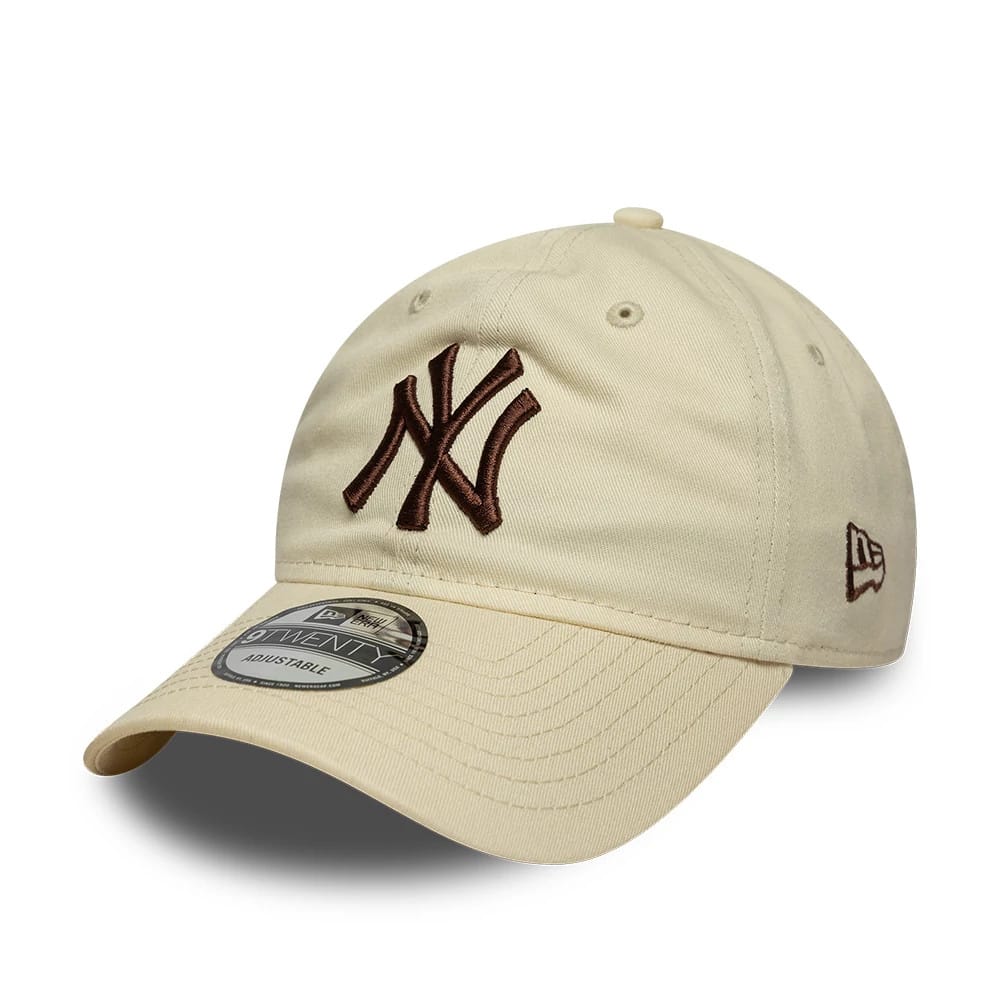 New York Yankees MLB League Essential Cream 9TWENTY Adjustable Cap