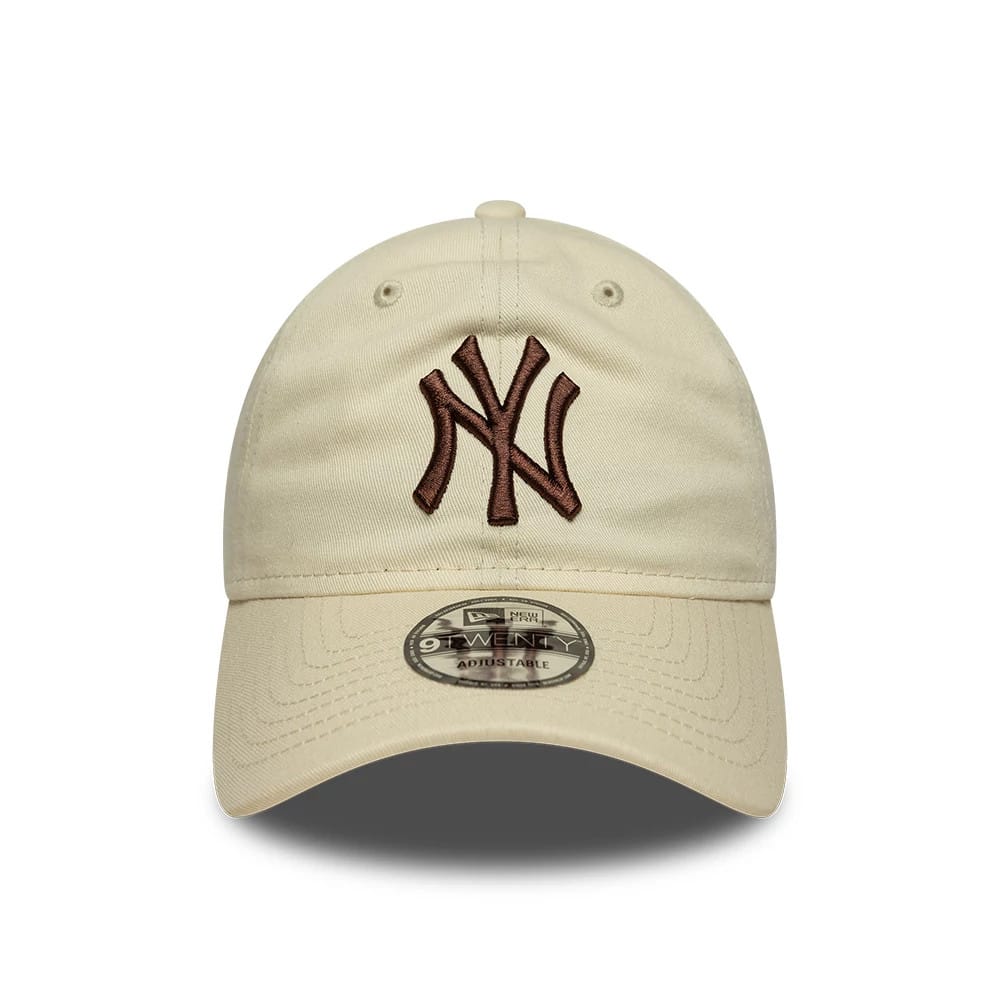 New York Yankees MLB League Essential Cream 9TWENTY Adjustable Cap