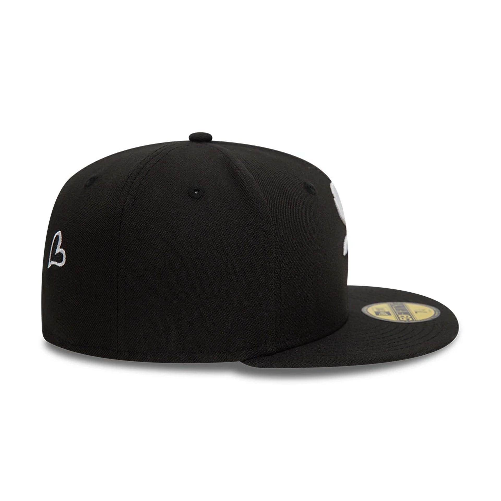 Chicago White Sox MLB Heart Icon Black 59FIFTY Fitted Cap