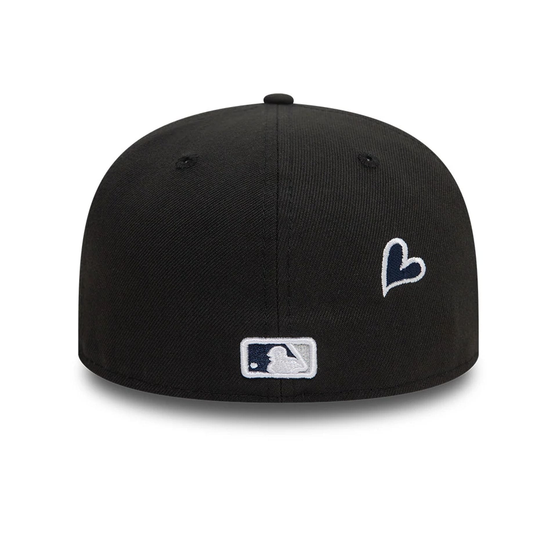 New York Yankees MLB Heart Icon Black 59FIFTY Fitted Cap