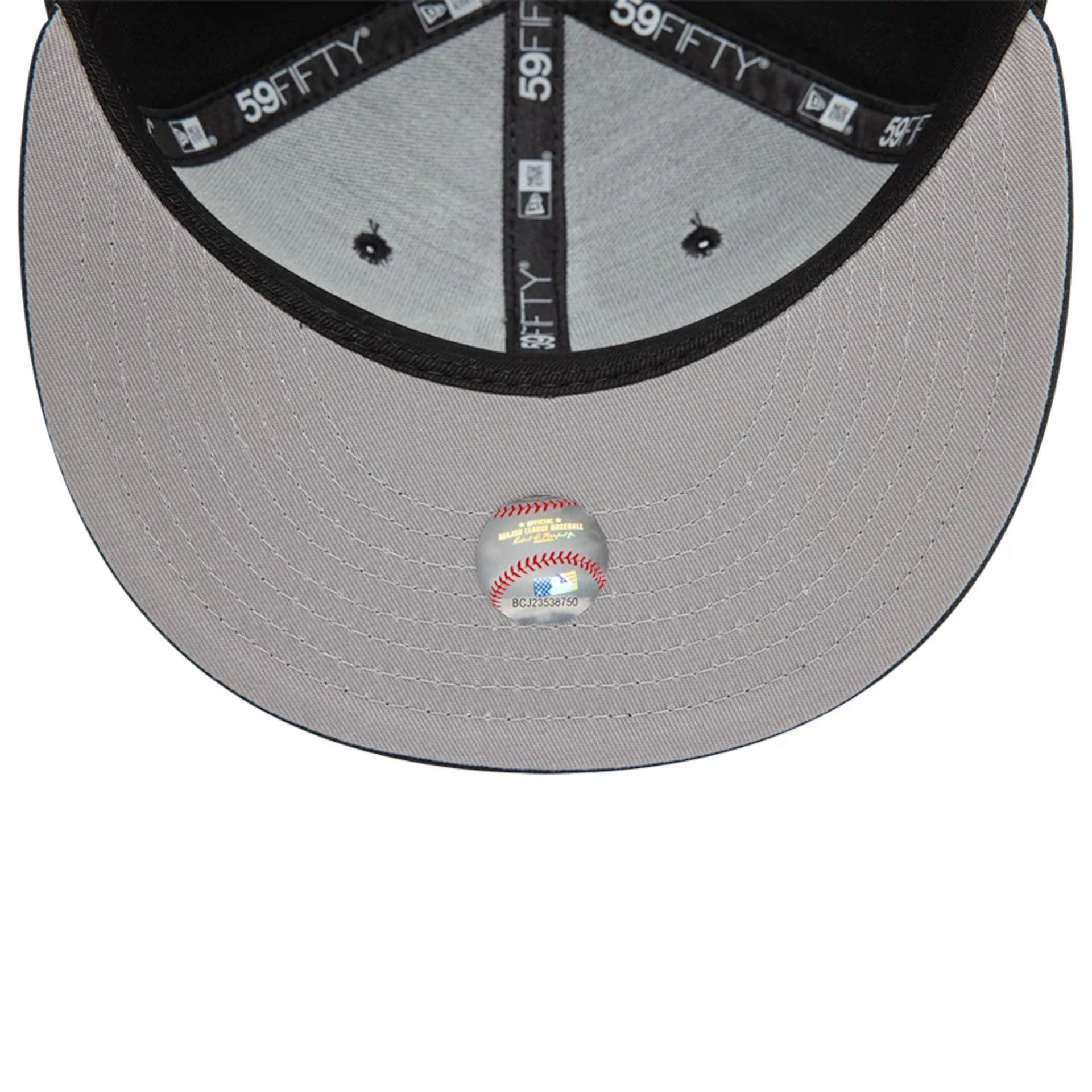 New York Yankees MLB Heart Icon Black 59FIFTY Fitted Cap