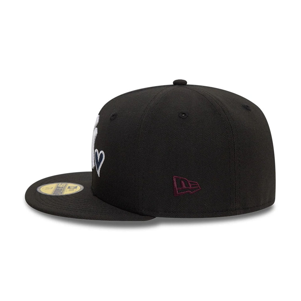 New York Yankees MLB Heart Icon Black 59FIFTY Fitted Cap