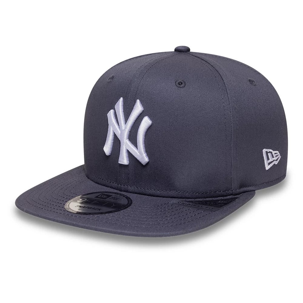 New York Yankees MLB League Essential Grey 9FIFTY Snapback Adjustable Cap