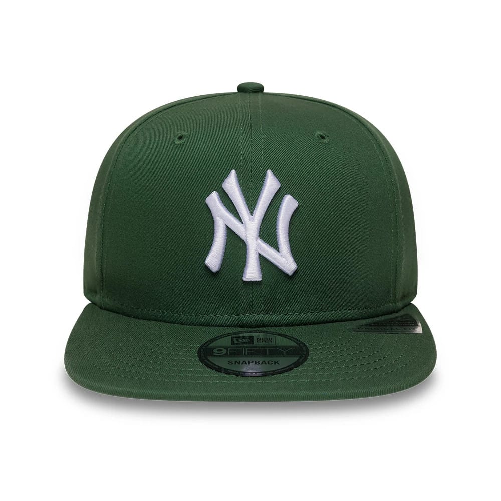 Yankees MLB League Essential Dark Green 9FIFTY Snapback Adjustable Cap