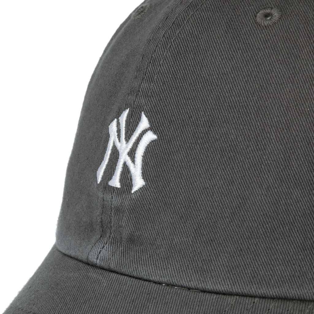 MLB Yankees Base Runner Cap