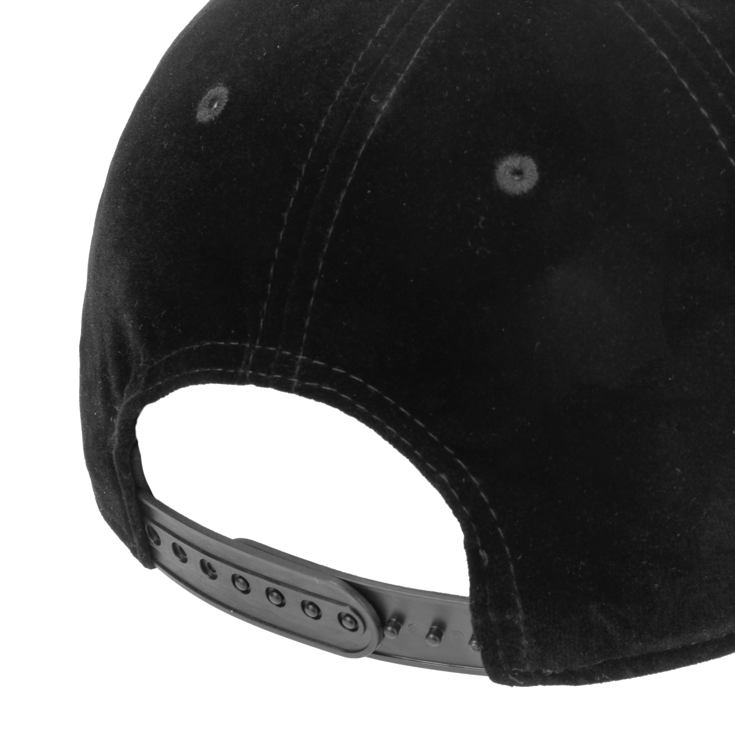 Velvet Cap