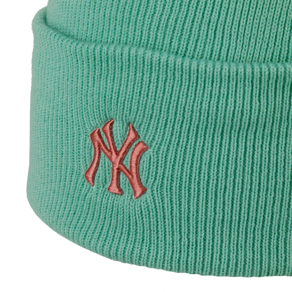 MLB Yankees Base Runner Beanie Hat
