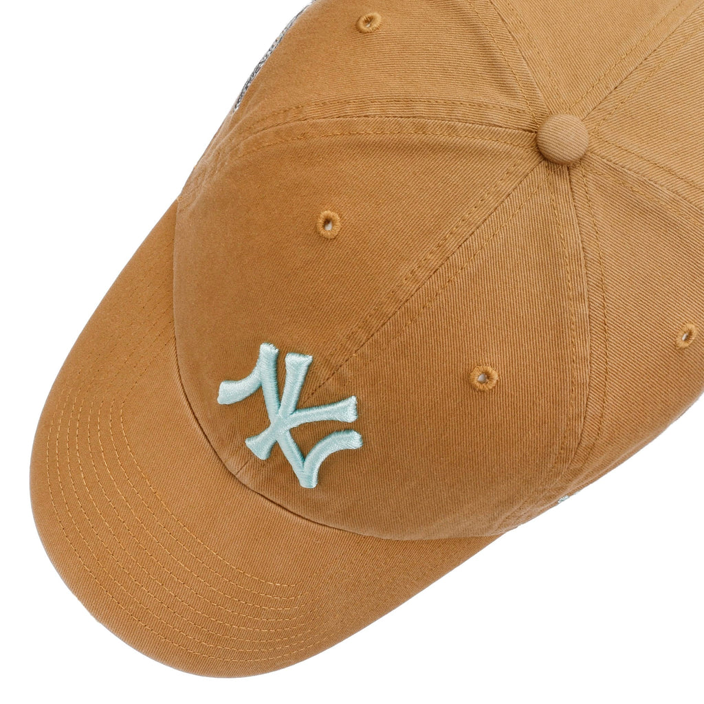 MLB Yankees Double Under Cap