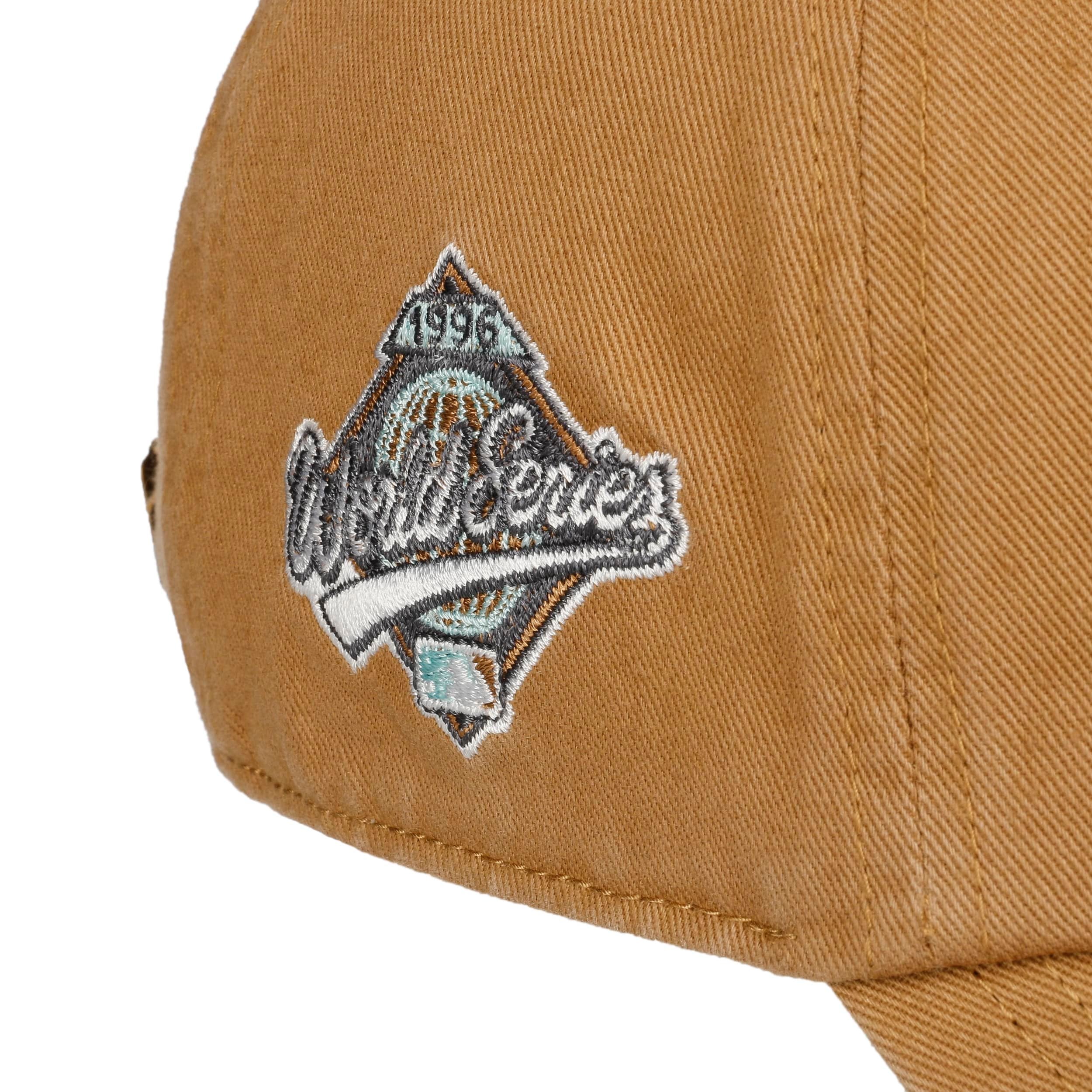 MLB Yankees Double Under Cap