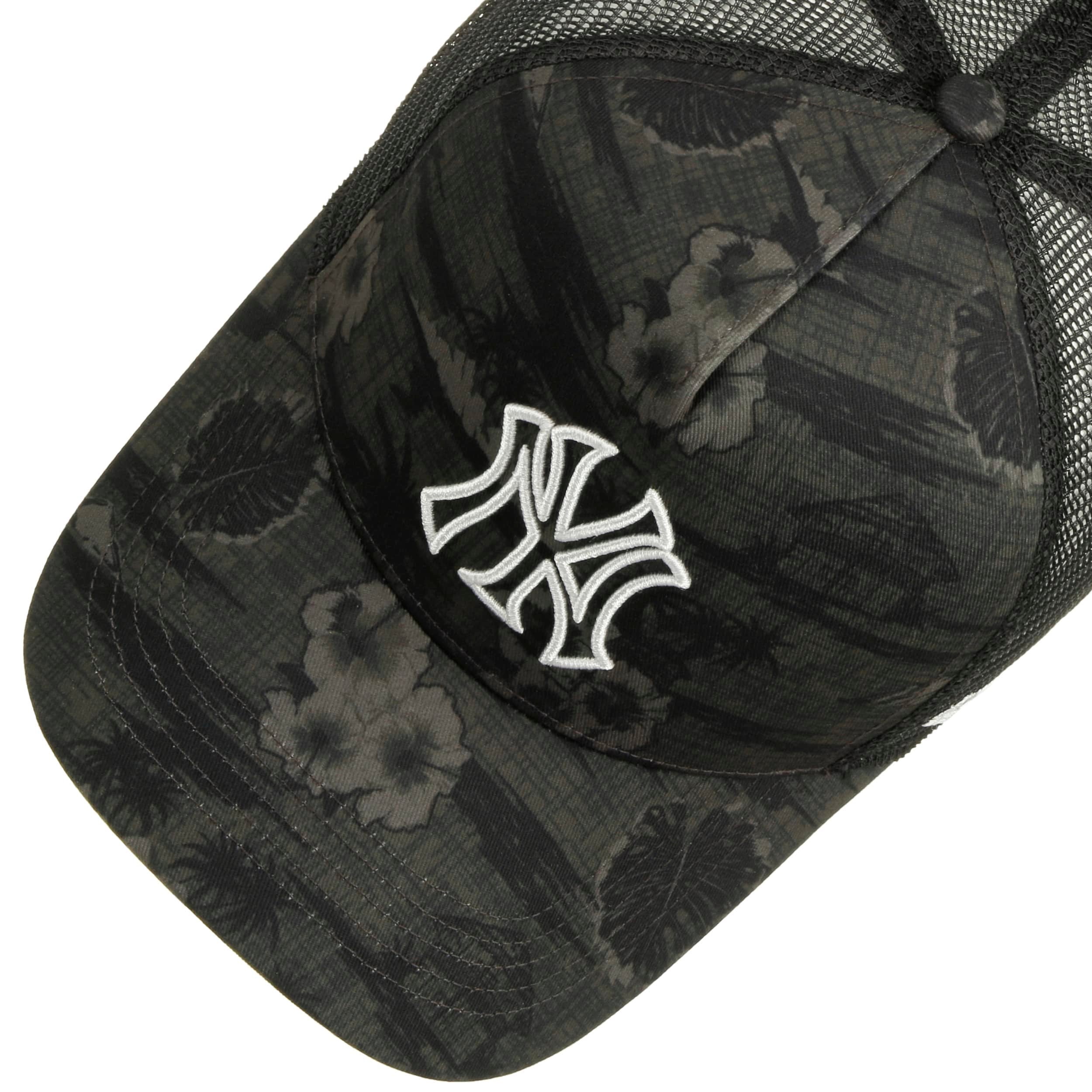 Yankees Fiji Offside Trucker Cap