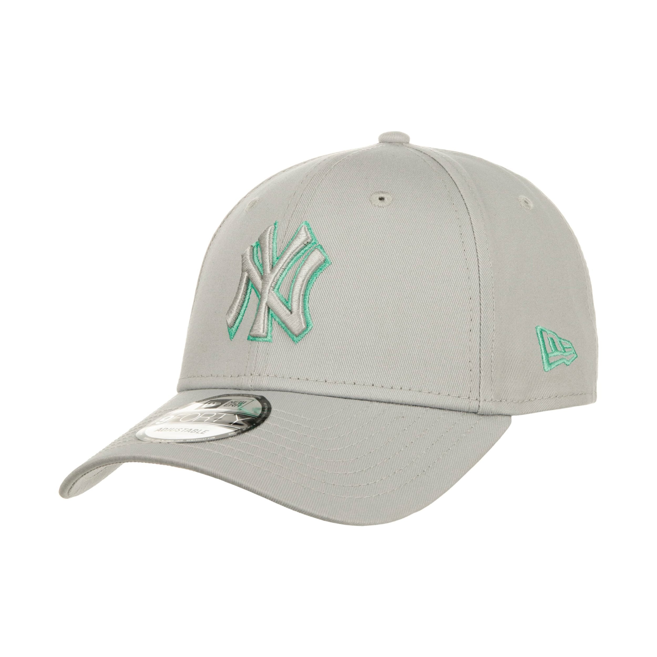 9Forty NY Yankees Outline Cap