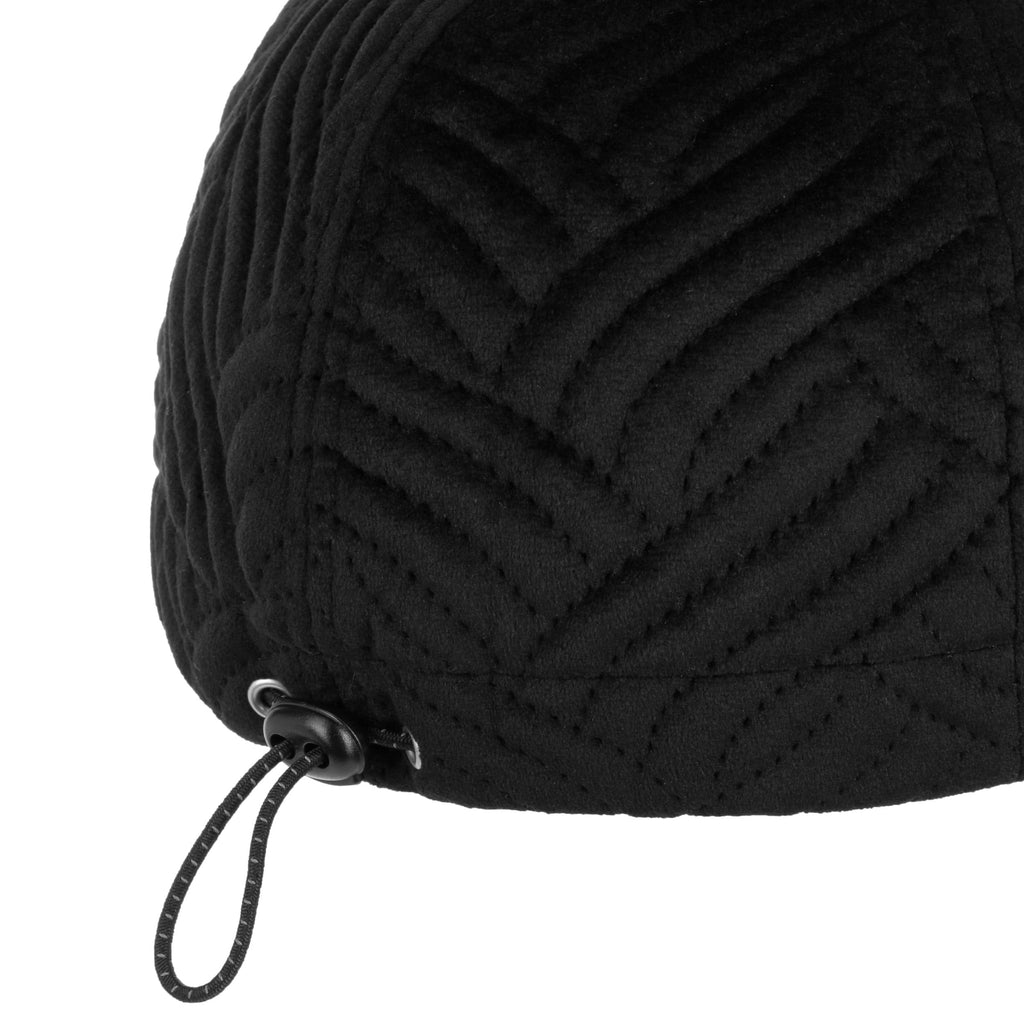 Plush Wave Puff Cap