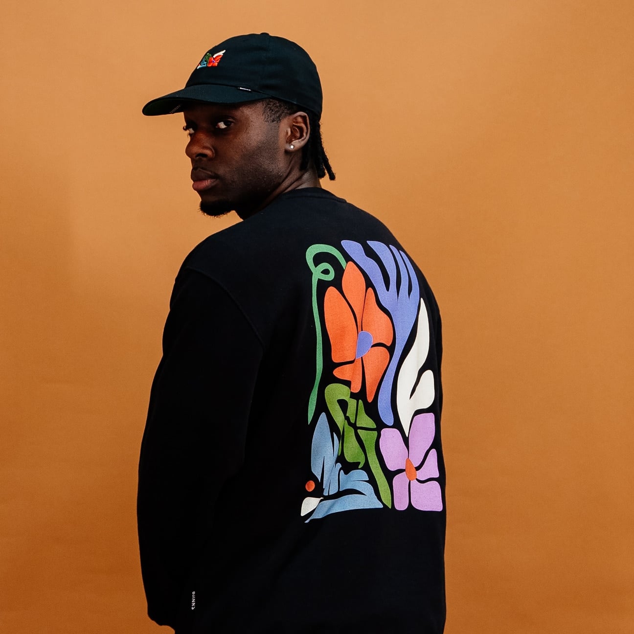 M-Flowers Cap