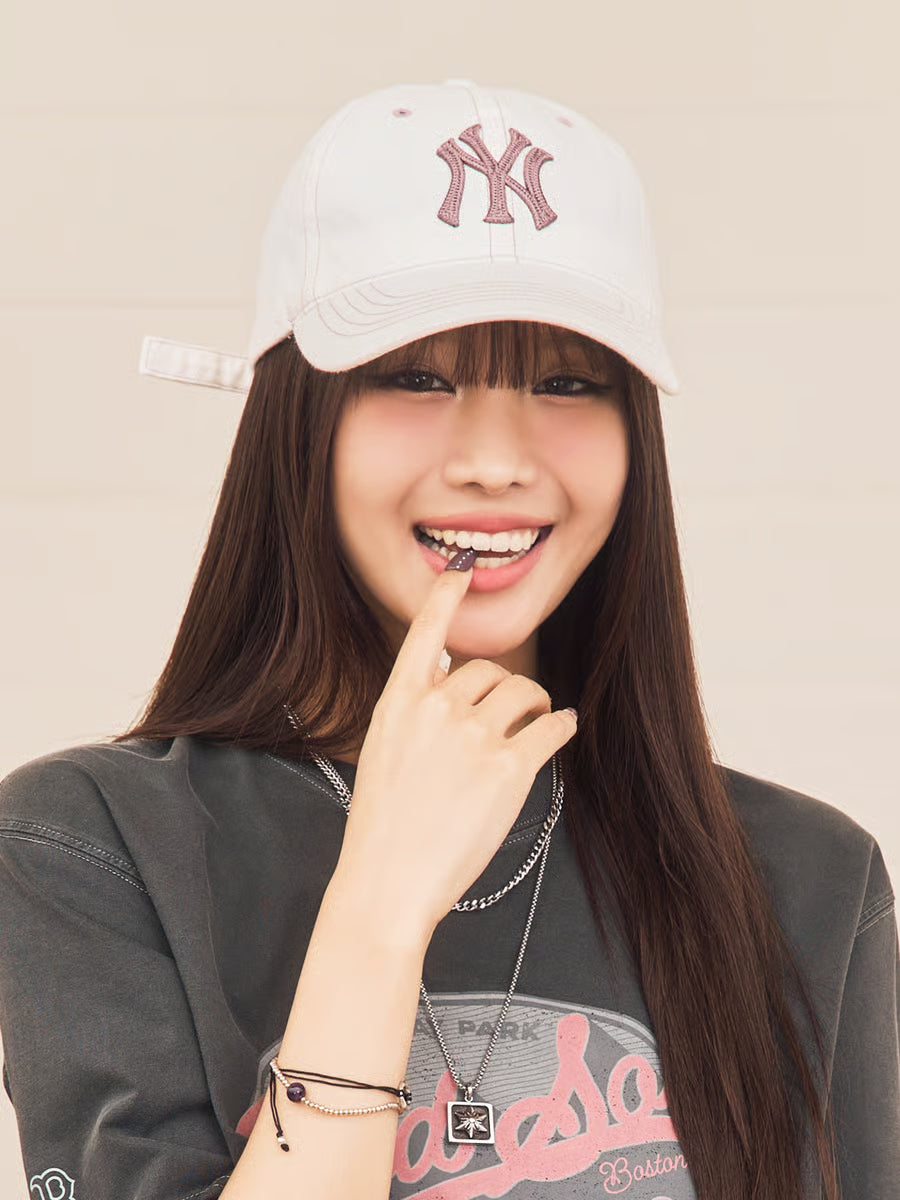 MLB New York Yankees Basic Denim Unstructured Ball Cap (KISS OF LIFE Wear)
