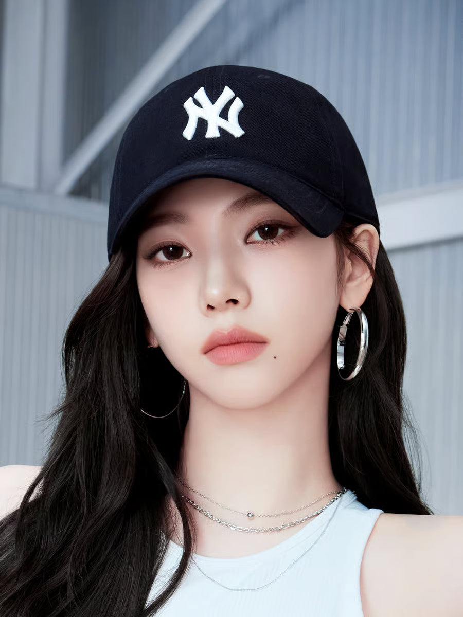 MLB Ace Unstructured Ball Cap New York Yankees (16 type) (KARINA Wear)